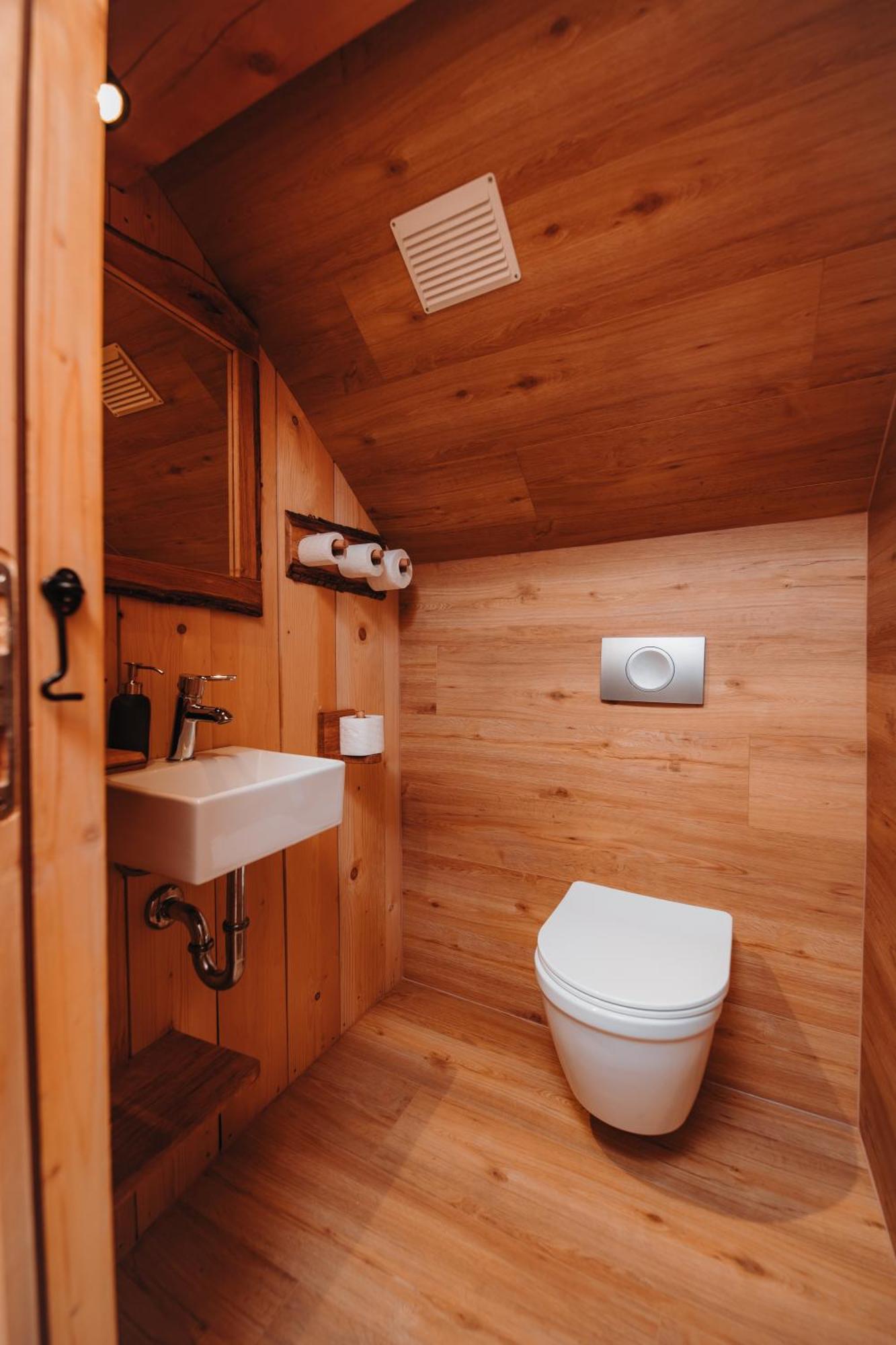 Ranc Mackadam Ranch Mackadam Trzic Exterior foto