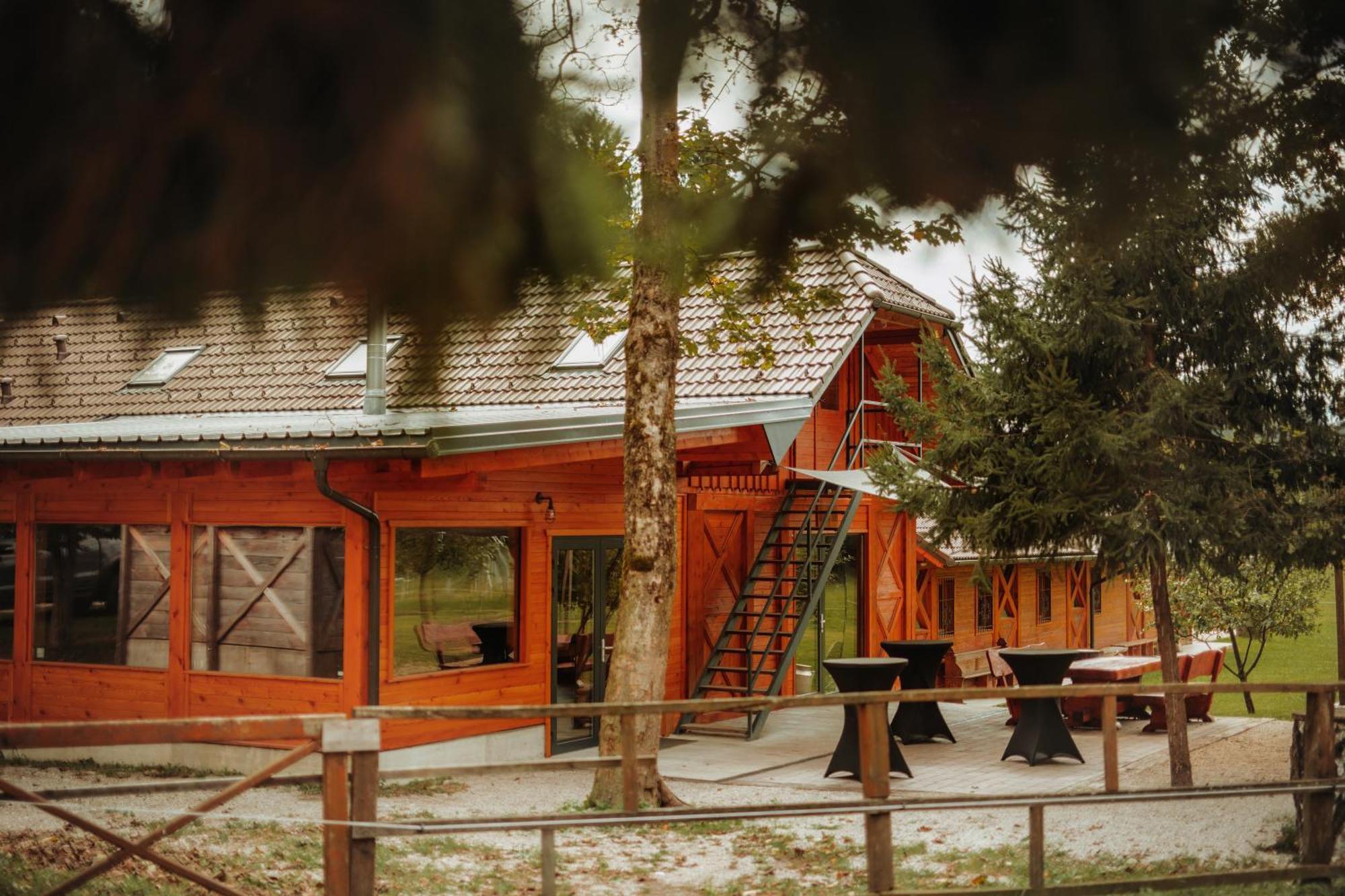 Ranc Mackadam Ranch Mackadam Trzic Exterior foto