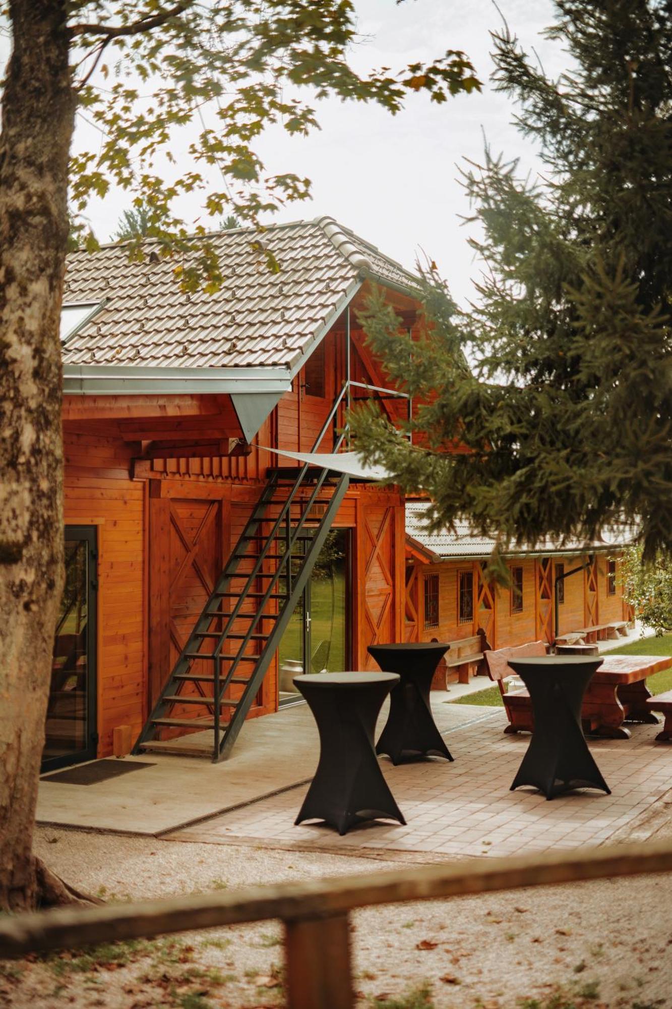 Ranc Mackadam Ranch Mackadam Trzic Exterior foto