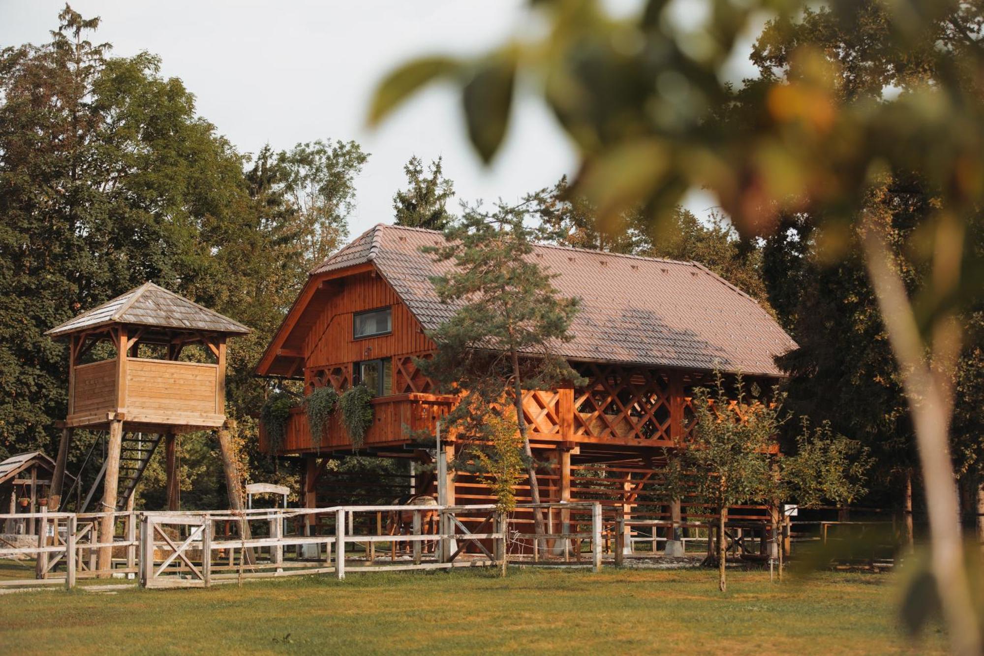 Ranc Mackadam Ranch Mackadam Trzic Exterior foto